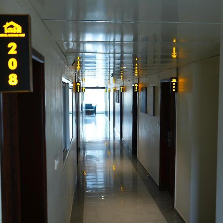 Hotel Aasare Inn Бангалор Экстерьер фото
